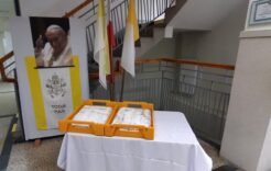 Więcej o: Dzień Papieski