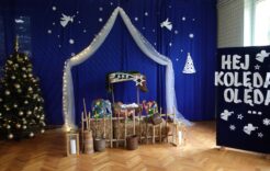 Więcej o: Akademia Bożonarodzeniowa