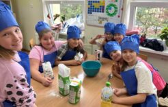 Więcej o: Dzień Gofra