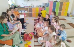 Więcej o: „Czytanie zbliża”